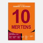Mertens wird zum Derbyhero von Kadiköy Fußball Poster mit Rahmen