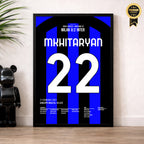 Mkhitaryan und Inter überrollen Milan im Euroderby 2023 Fußball Poster mit Rahmen