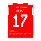 Olise vollendet das Bayern Spektakel vs Real Madrid Fußball Poster mit Rahmen