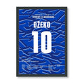 Dzeko mit Tor und Vorlage beim 8 Tore Spektakel gegen Magdeburg Fußball Poster mit Rahmen