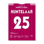Der Hunter führt Schalke zum DFB Pokal Titel 2011 Fußball Poster mit Rahmen