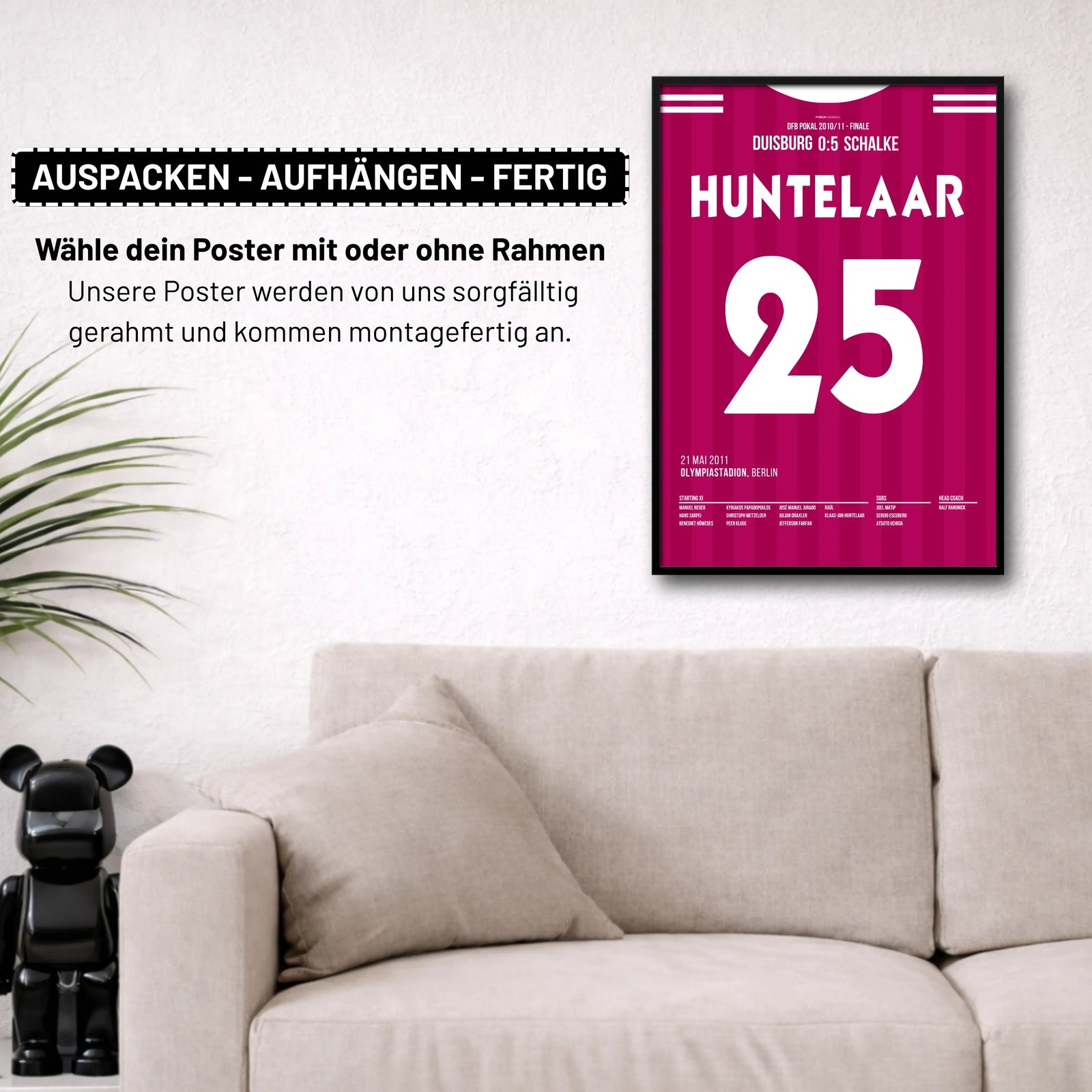 Der Hunter führt Schalke zum DFB Pokal Titel 2011 Fußball Poster mit Rahmen