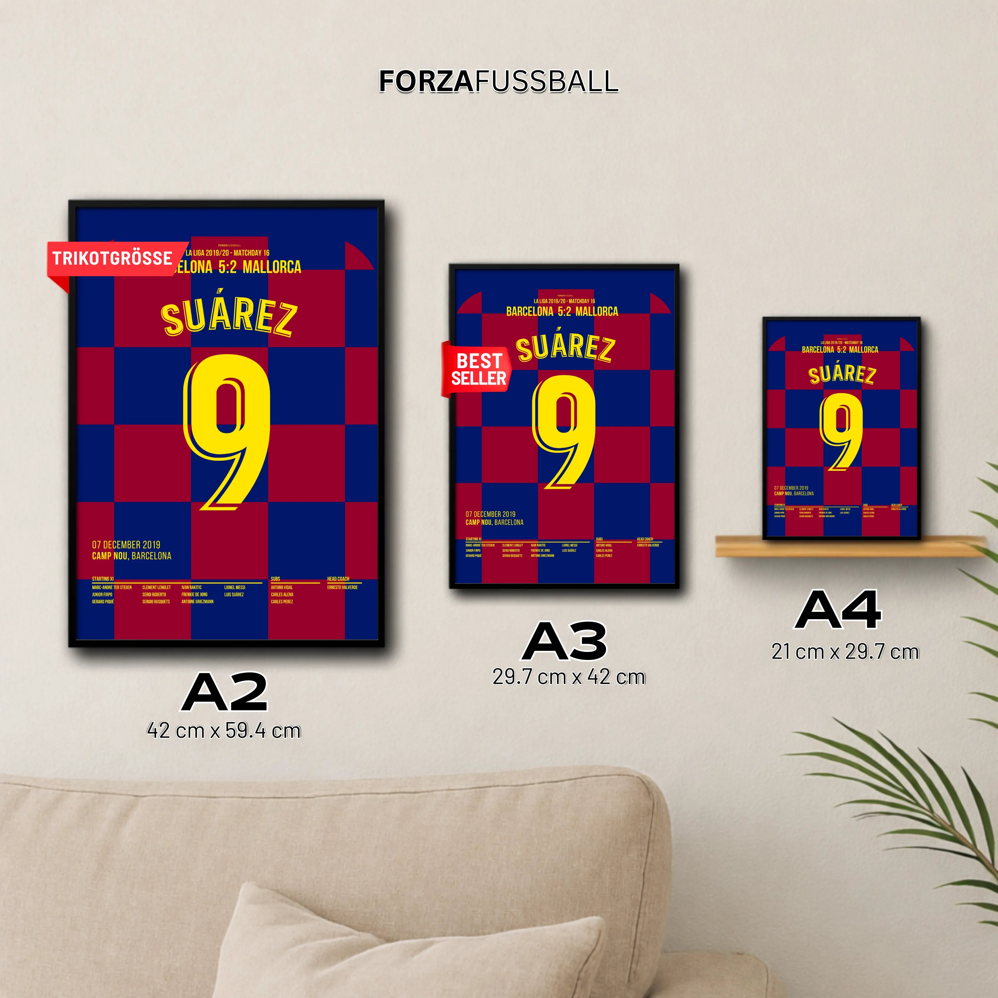 Luis Suárez trifft mit legendärem Hackenlupfer Fußball Poster mit Rahmen